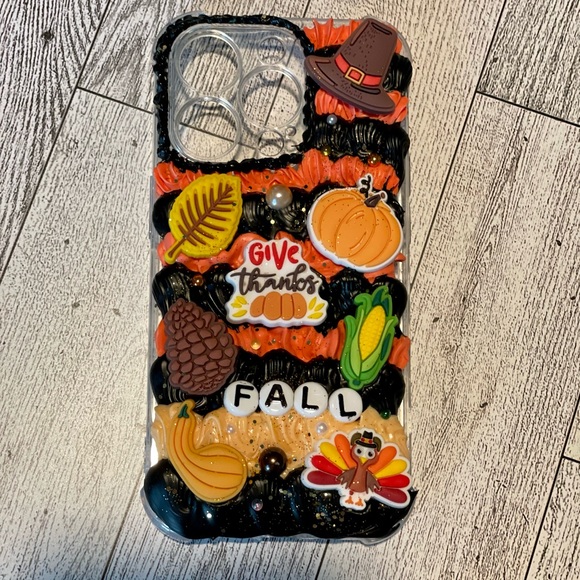 ⤵️🆕 Fall decoden phone case IPhone 14 pro - Picture 3 of 4
